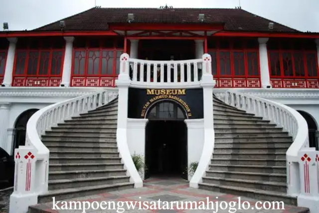 Wisata Bersejarah di Palembang Destinasi Edukatif