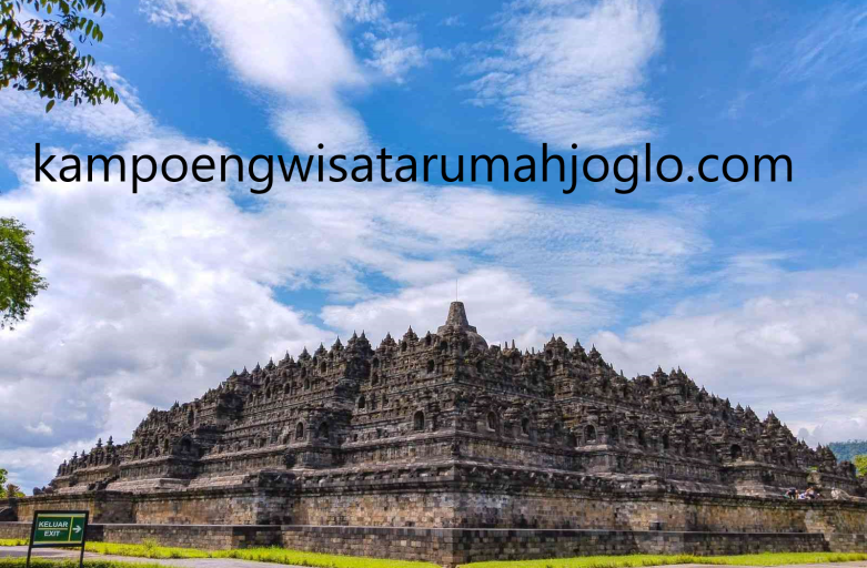 Menjelajahi Warisan Budaya Indonesia